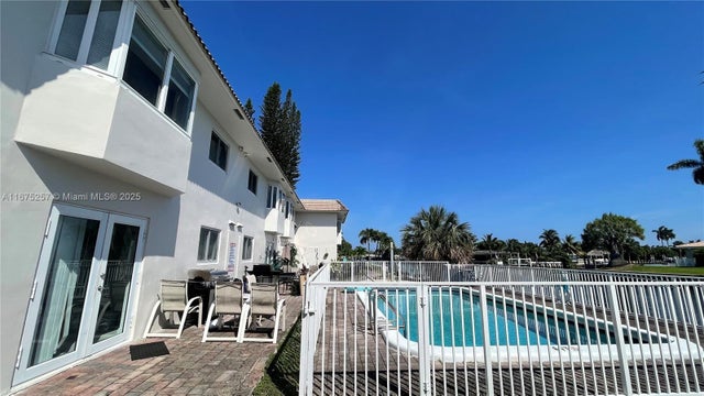 3 of 23 - 840 Pine Dr 103, Pompano Beach, FL