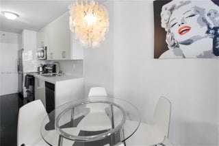 Photo of Listing #A11669116