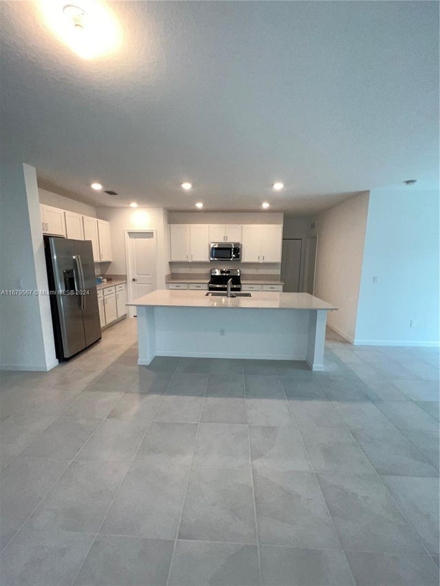 2 of 14 - 725 Worlington Ln, Fort Pierce, FL