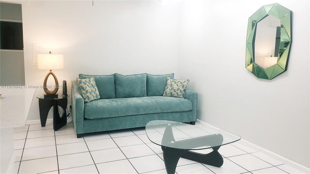 1 of 21 - 2624 Ne 30th Pl 104b, Fort Lauderdale, FL