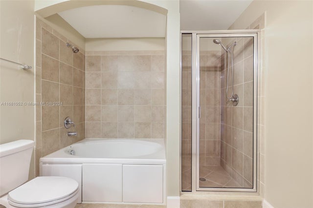 5 of 24 - 4 Renaissance Way 303, Boynton Beach, FL