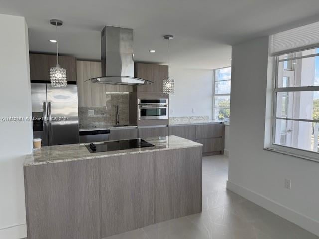 18051 Biscayne Blvd 1004, Aventura