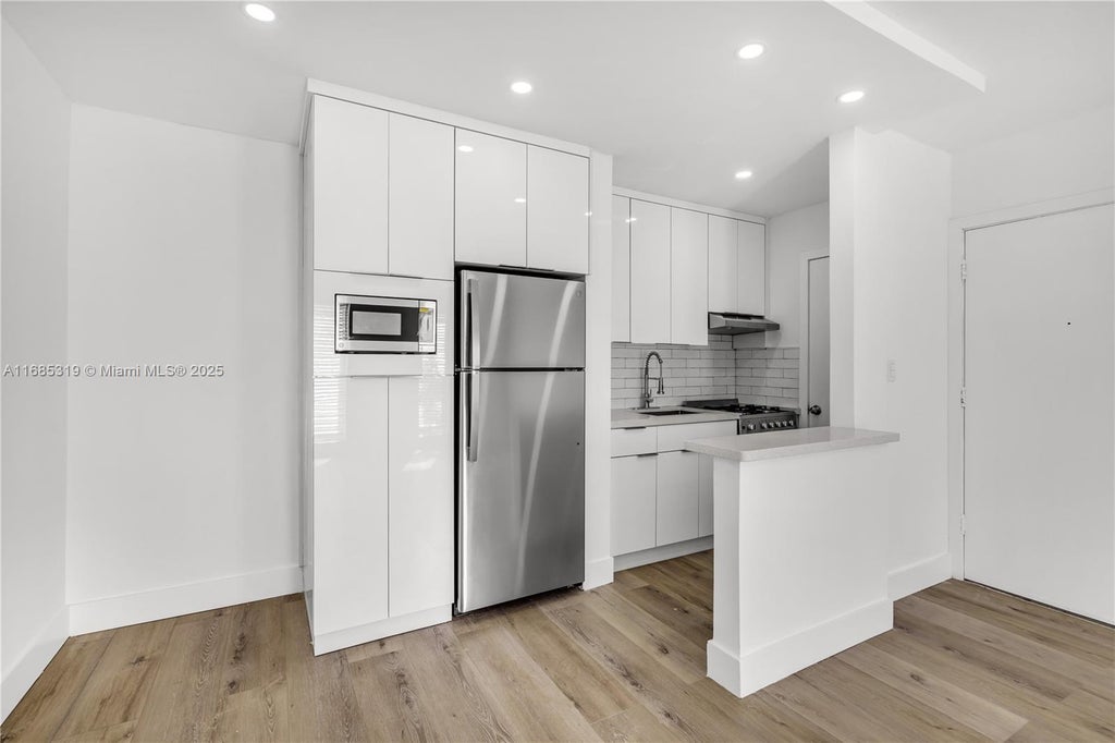 5991 Sw 76th St B5, South Miami