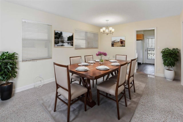2 of 16 - 1643 Jefferson St, Hollywood, FL