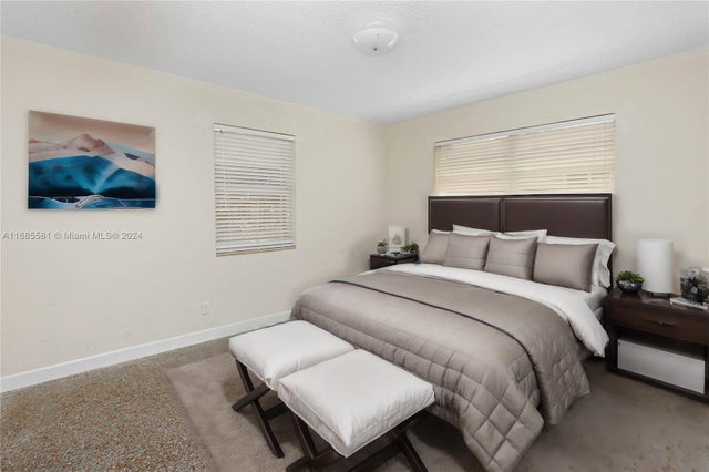 5 of 16 - 1643 Jefferson St, Hollywood, FL
