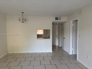 Photo of Listing #A11689040