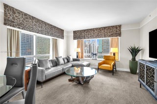 Photo of Listing #A11695698