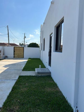 Photo of Listing #A11706918