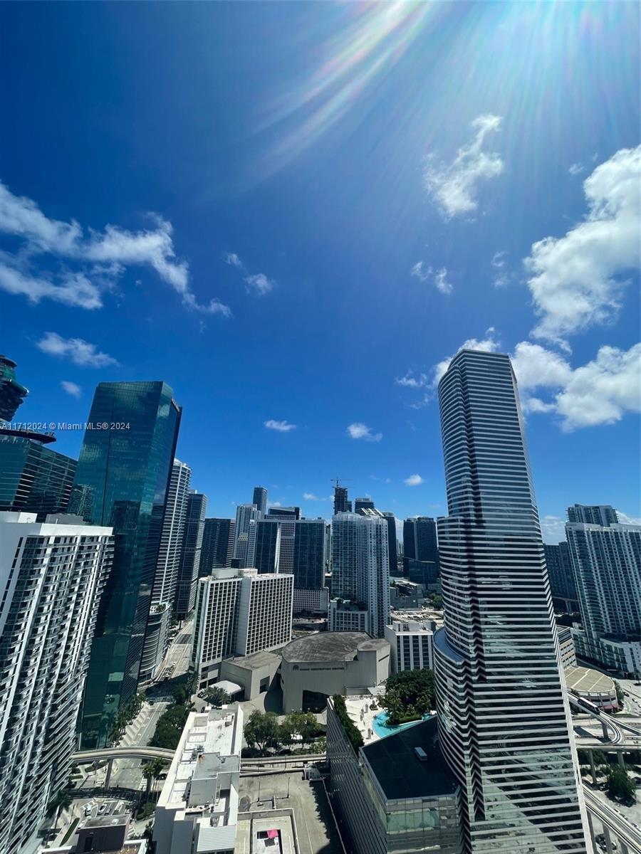 151 Se 1st St 3307, Miami