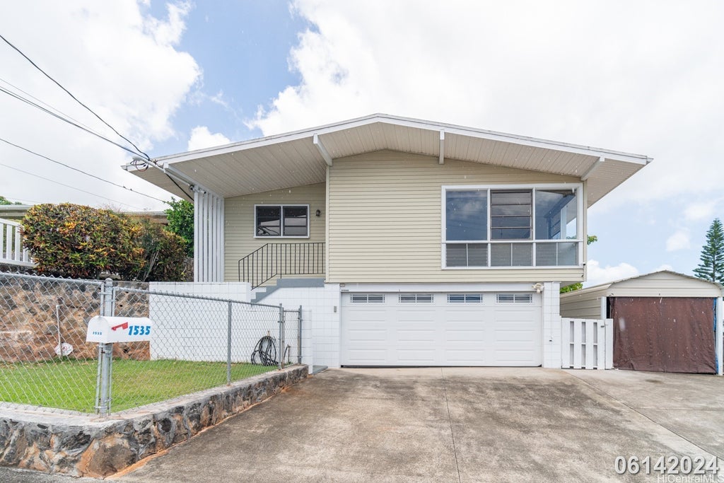 (unit #downstairs) 1535 Ala Amoamo Street, Honolulu