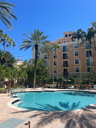 Photo of Listing #A11718168