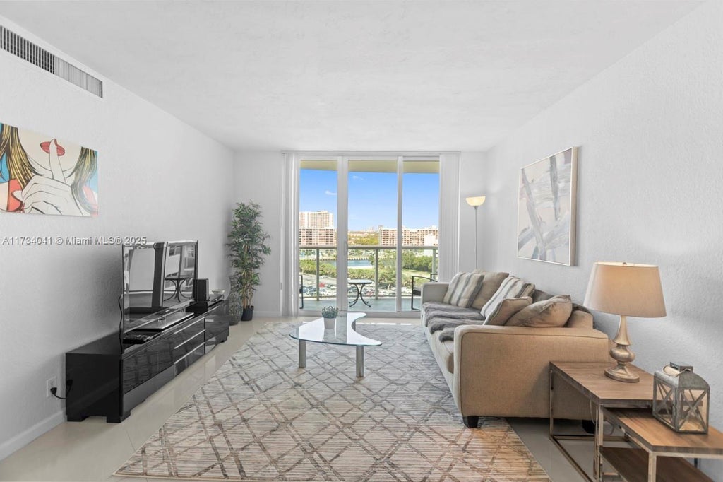 3801 S Ocean Dr 10q, Hollywood