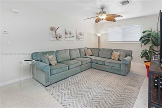 Photo of Listing #A11735172