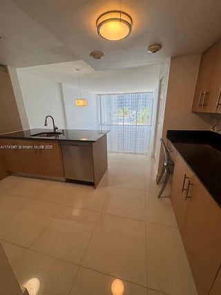 Photo of Listing #A11741967