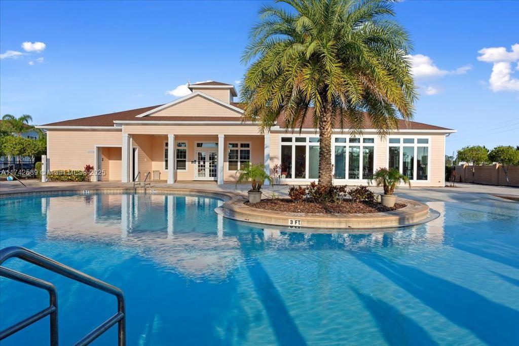 8981 Shine Dr, Kissimmee