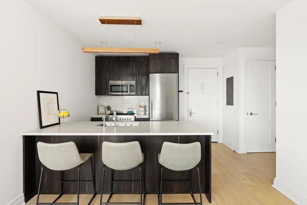 1 of 9 - 13-33 Jackson Avenue 6e, Long Island City, NY