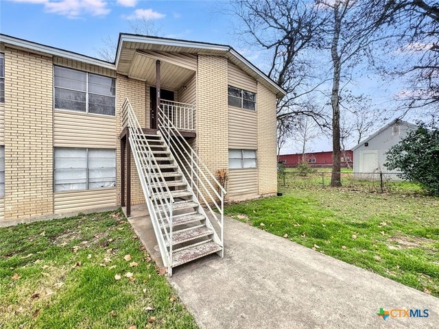 712 Martindale Road, San Marcos