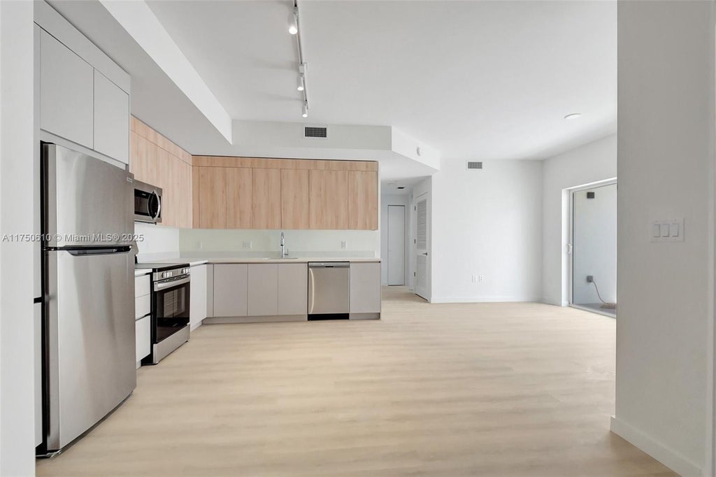 1715 N Dixie Hwy 2219, Lake Worth