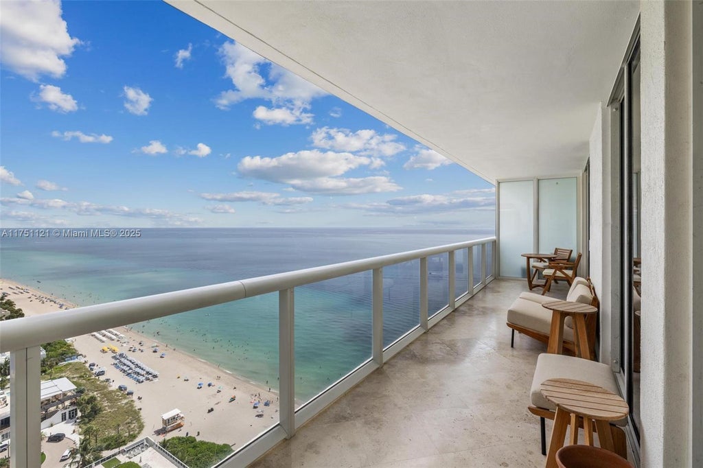 1830 S Ocean Dr 2811, Hallandale Beach