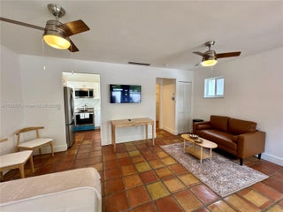 Photo of Listing #A11756827