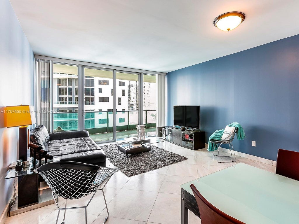 1331 Brickell Bay Dr 1206, Miami