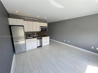 Photo of Listing #A11764960