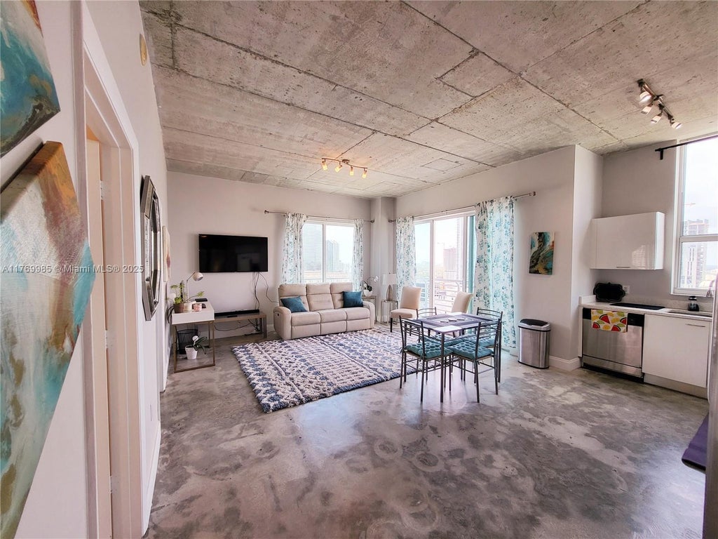 133 Ne 2nd Ave 2419, Miami