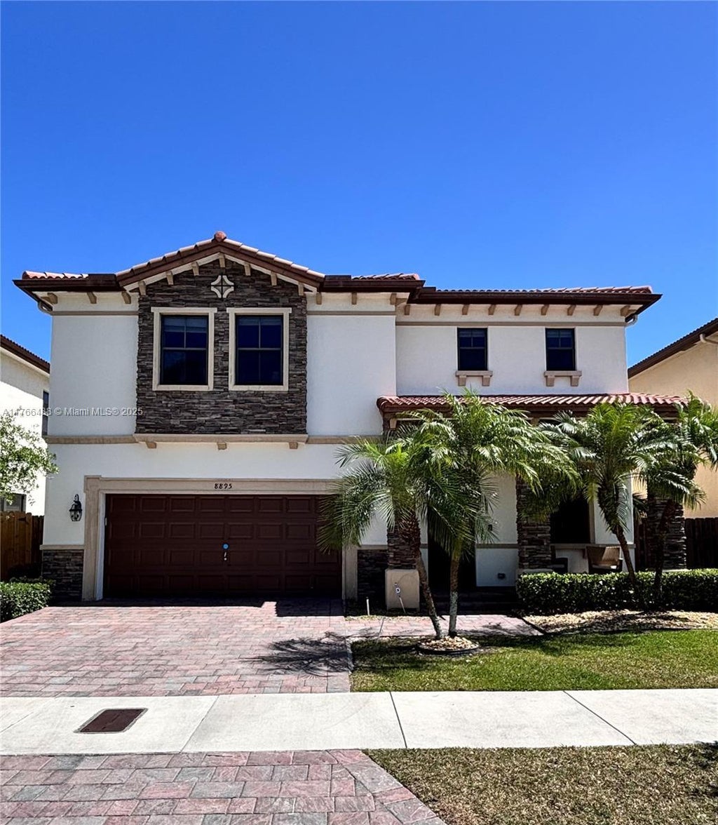 8895 Nw 99th Ct, Doral