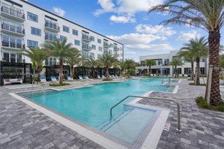 Photo of Listing #A11773672