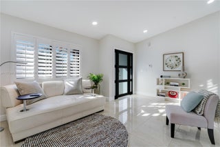 Photo of Listing #A11773818