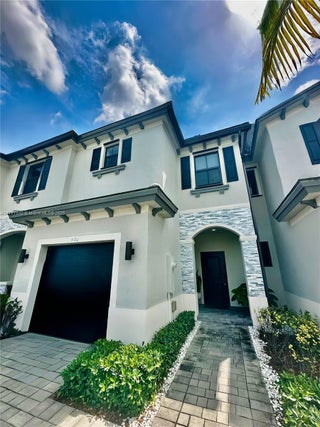 Photo of Listing #A11777552