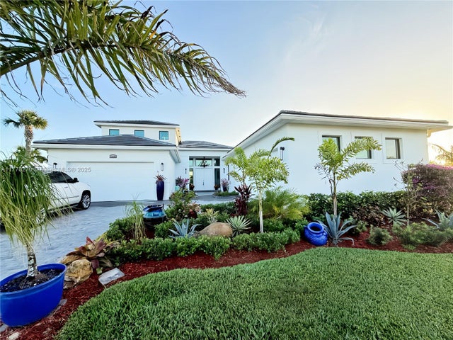 Photo of Listing #A11778270