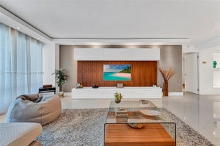 Photo of Listing #A11778537