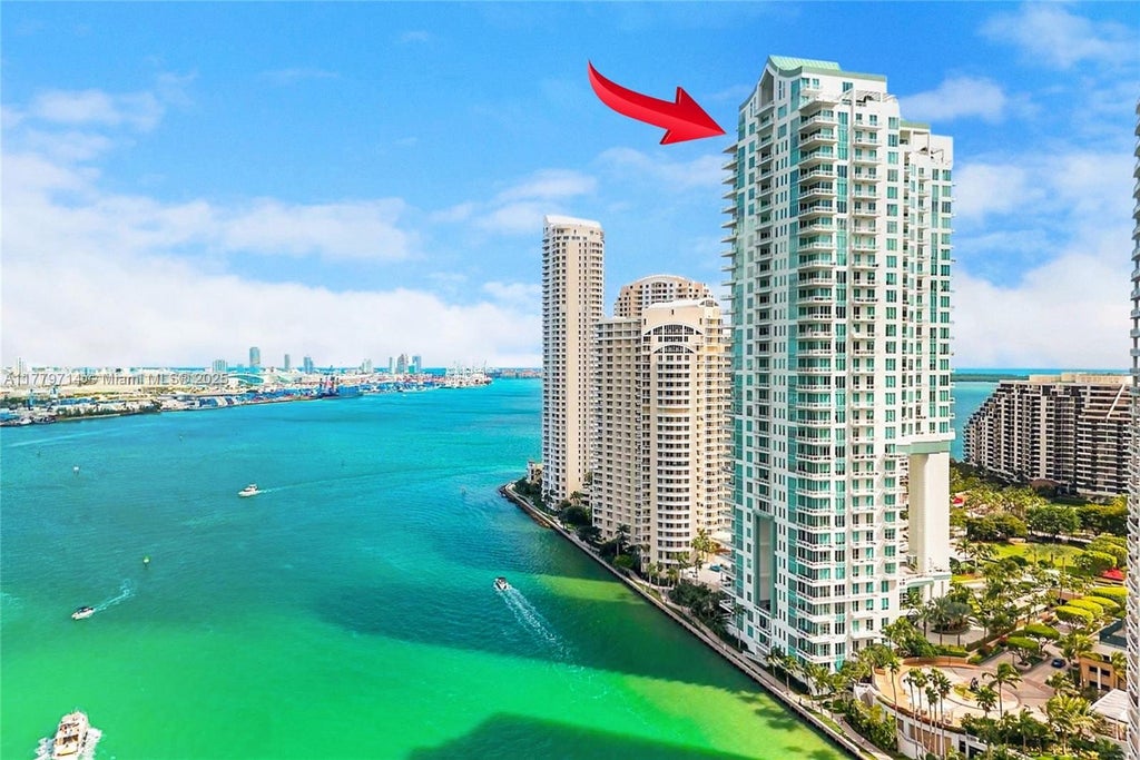 900 Brickell Key Blvd 2304, Miami