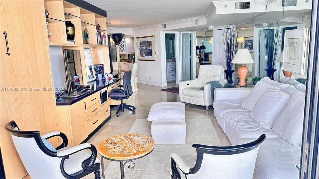 3000 N Ocean Dr 38g, Singer Island