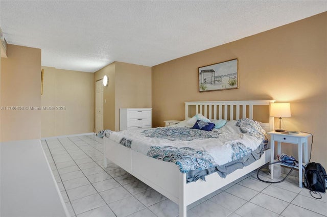 4 of 26 - 2017 S Ocean Dr 305, Hallandale Beach, FL