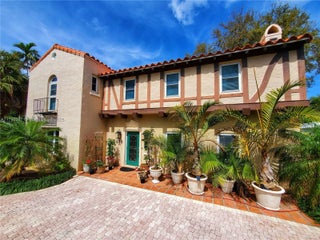 Photo of Listing #A11790097