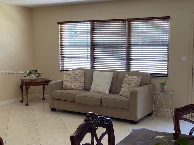 3 of 32 - 2801 Victoria Way H1, Coconut Creek, FL