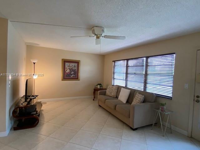 4 of 32 - 2801 Victoria Way H1, Coconut Creek, FL