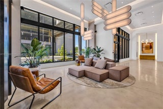 Photo of Listing #A11786632