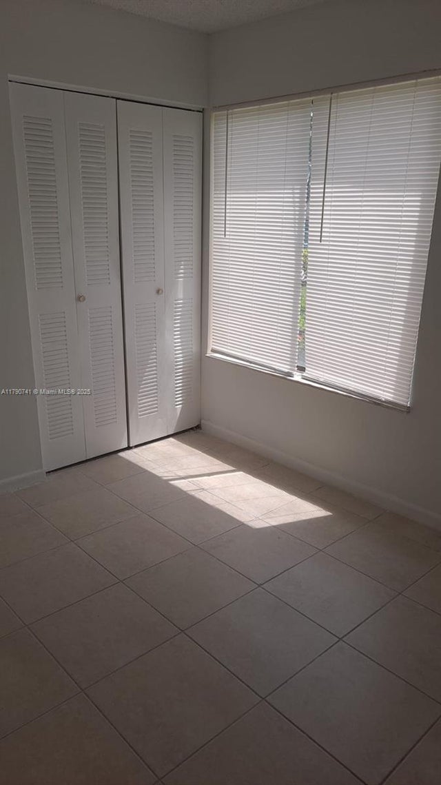 4 of 12 - 2544 Riverside Dr 215, Coral Springs, FL