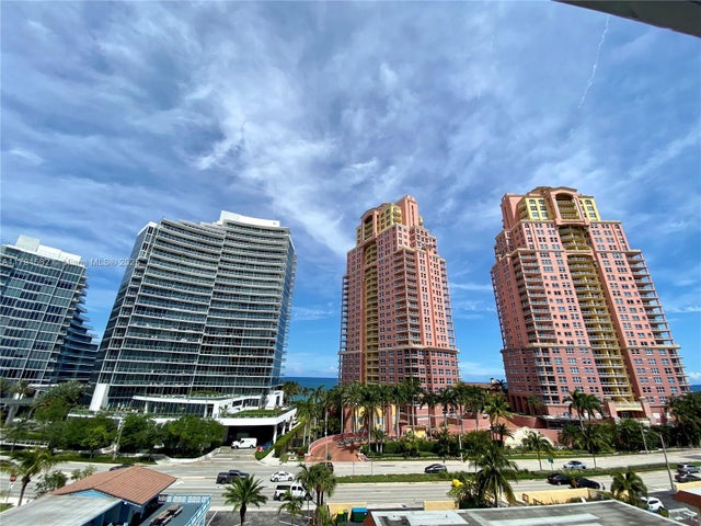 1 of 24 - 2200 Ne 33rd Ave 7j, Fort Lauderdale, FL