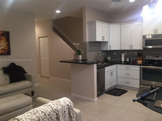 3 of 26 - 283 Sw 7th Ct 283, Pompano Beach, FL
