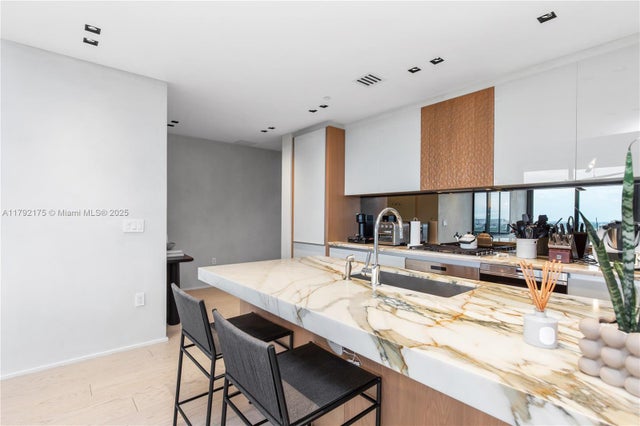 2 of 29 - 2831 S Bayshore Dr 2006, Coconut Grove, FL