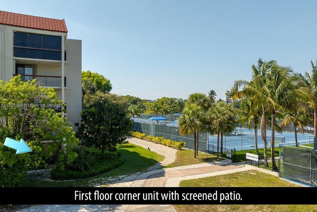 2 of 38 - 825 Egret Cir 110, Delray Beach, FL
