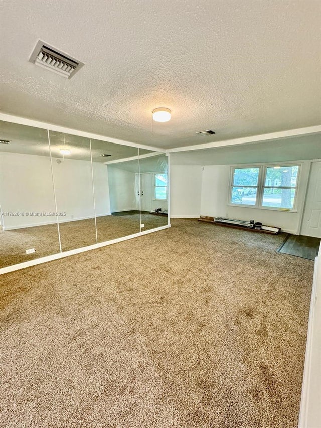 3 of 9 - 1721 Roosevelt St, Hollywood, FL