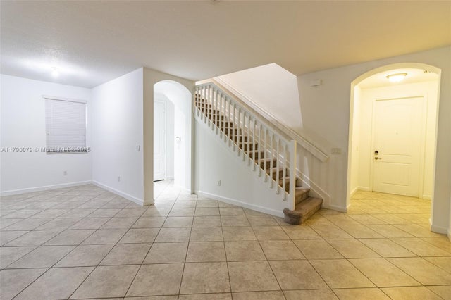 4 of 18 - 9596 S Town Parc Cir S 5, Parkland, FL
