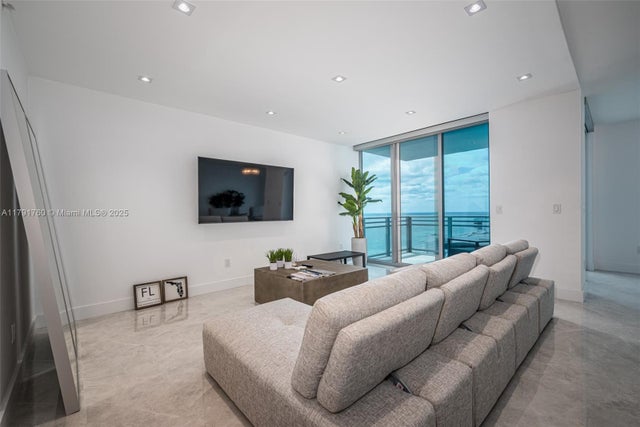 1 of 28 - 3535 S Ocean Drive 1904, Hollywood, FL