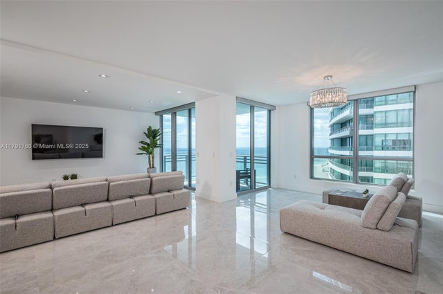 3 of 28 - 3535 S Ocean Drive 1904, Hollywood, FL