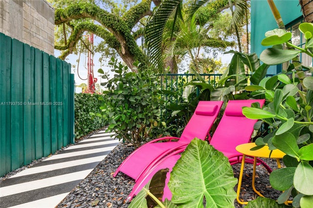 2 of 17 - 1007 Se 2nd Ct 1, Fort Lauderdale, FL